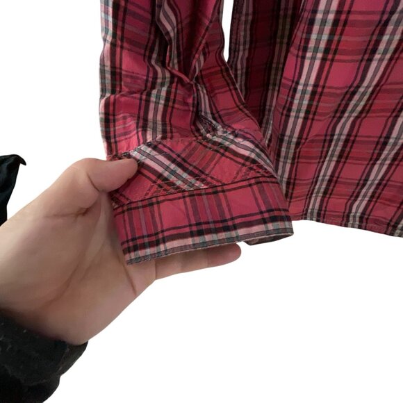 Guess Men's Slim Fit Red Plaid Button-Up Long Sleeve Shirt XL Casual Road Trip - Picture 7 of 8